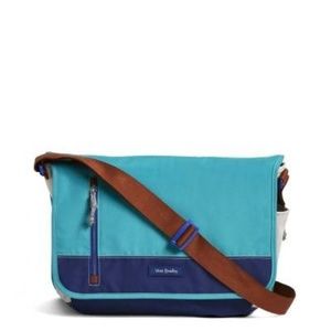 NWT Vera Bradley Laptop Messenger Bag in Lagoon